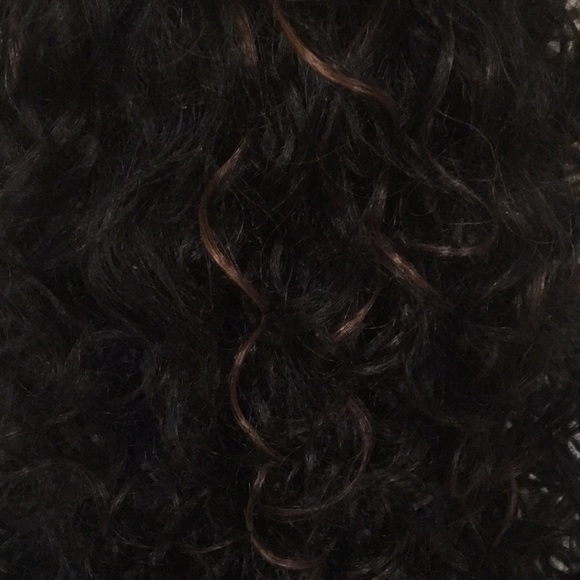 NWOT Dark brown curly wig - Picture 3 of 5